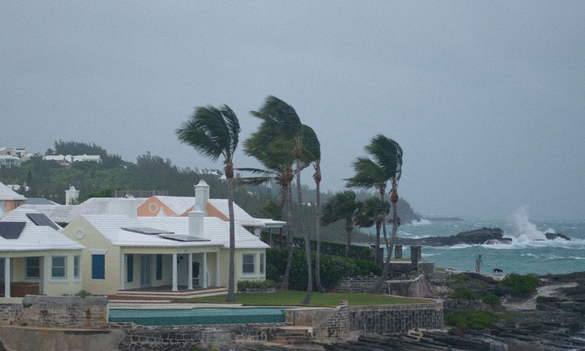 The coast of Puerto Rico within the first two 
hours of the storm’s arrival, photo courtesy of News Portal 18